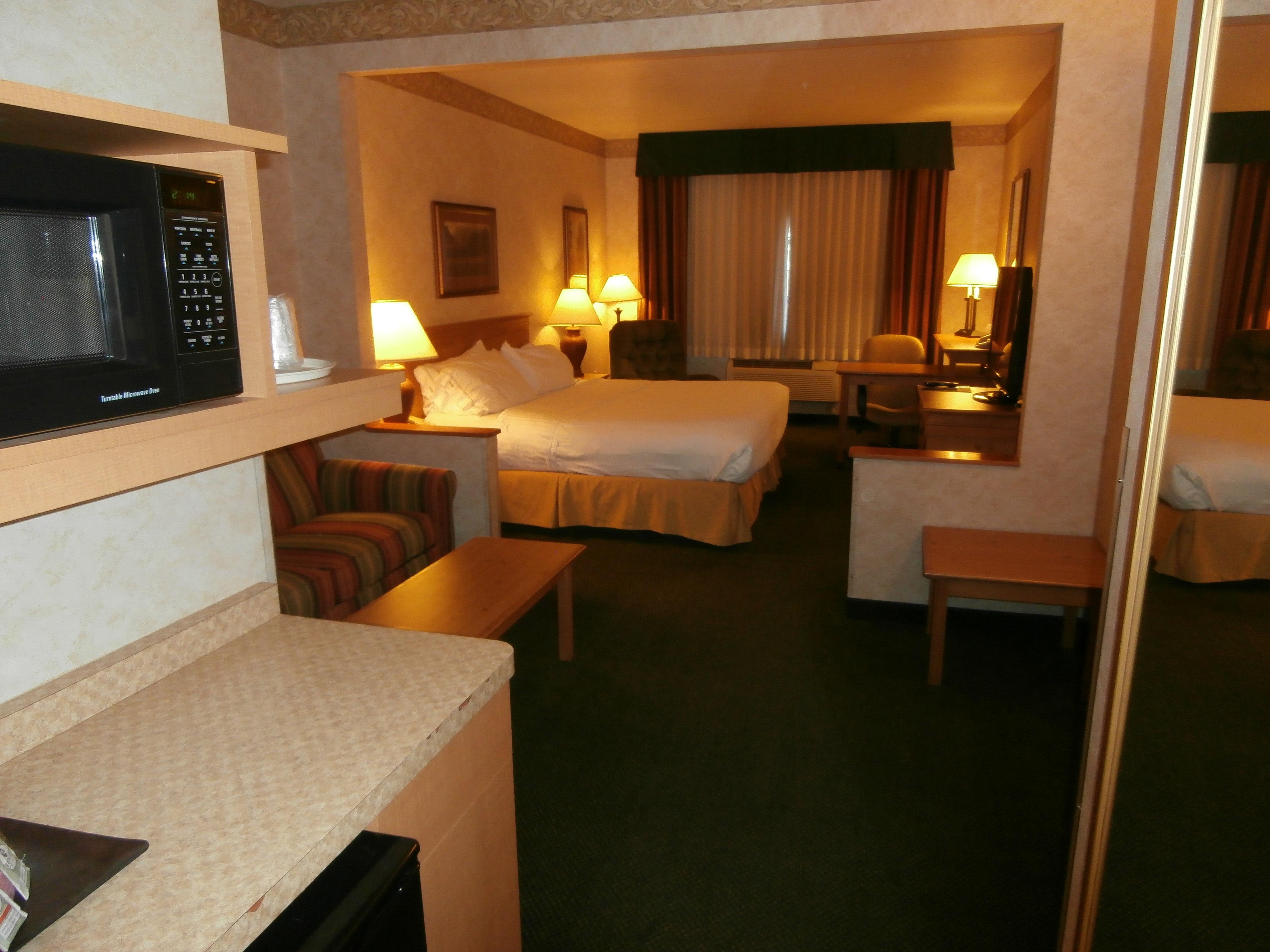 Holiday Inn Express Hotel & Suites Raton By Ihg Экстерьер фото