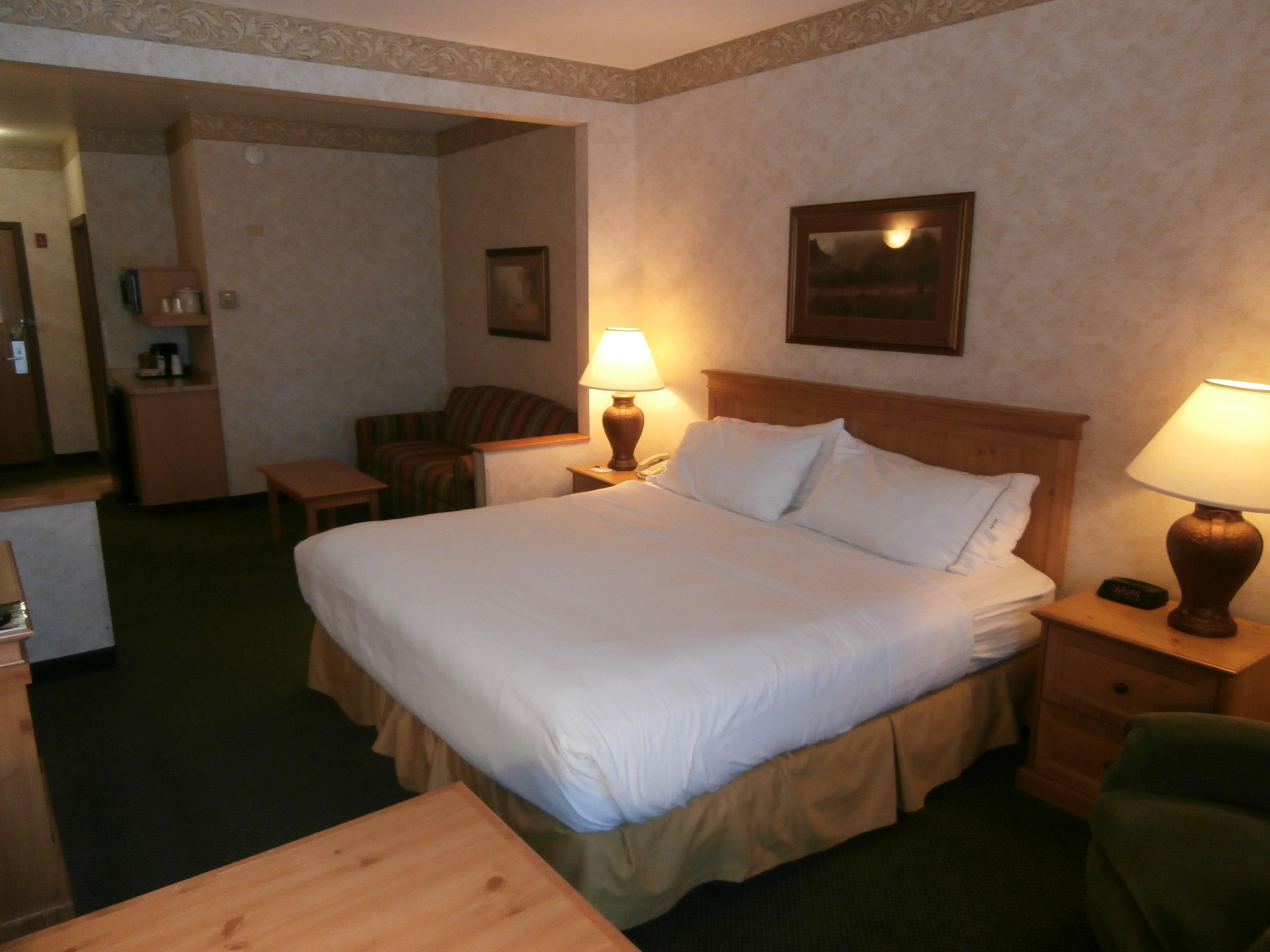 Holiday Inn Express Hotel & Suites Raton By Ihg Экстерьер фото