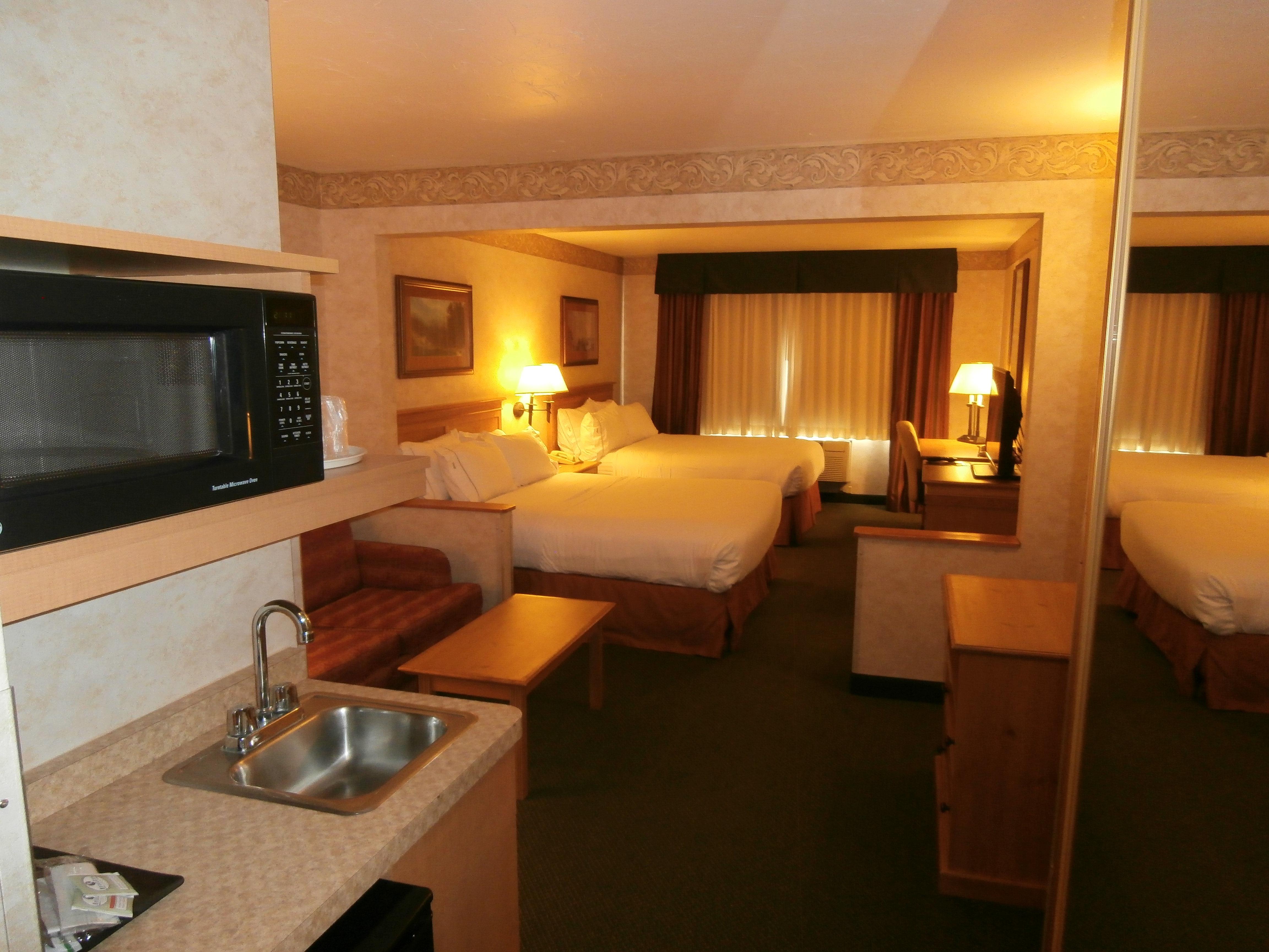 Holiday Inn Express Hotel & Suites Raton By Ihg Экстерьер фото