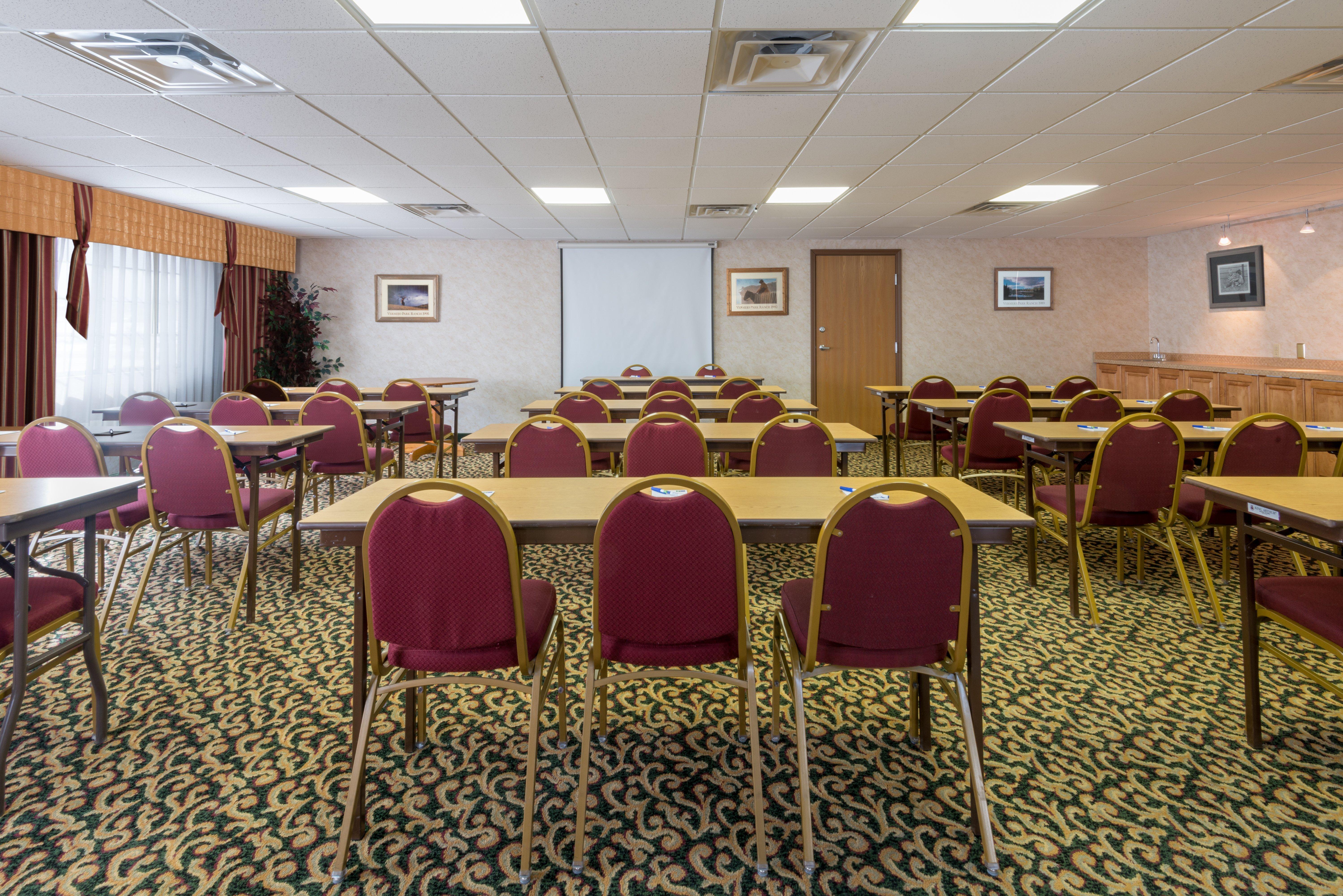 Holiday Inn Express Hotel & Suites Raton By Ihg Экстерьер фото