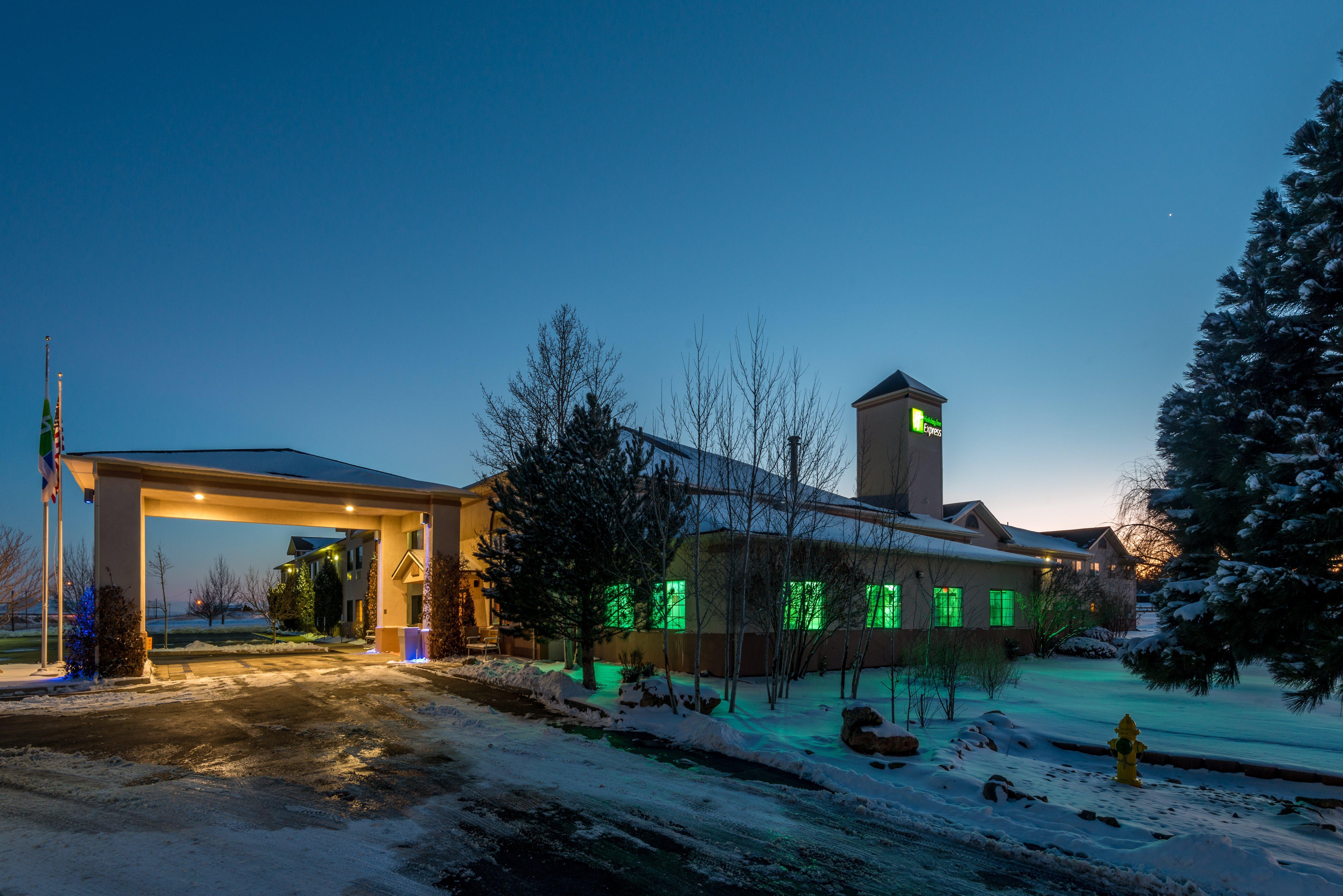 Holiday Inn Express Hotel & Suites Raton By Ihg Экстерьер фото